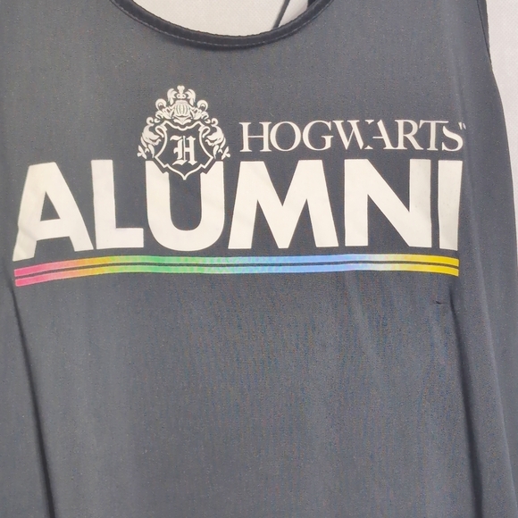 LG Women's Black Hogwarts Alumni Tank Top Harry Potter - Picture 3 of 6